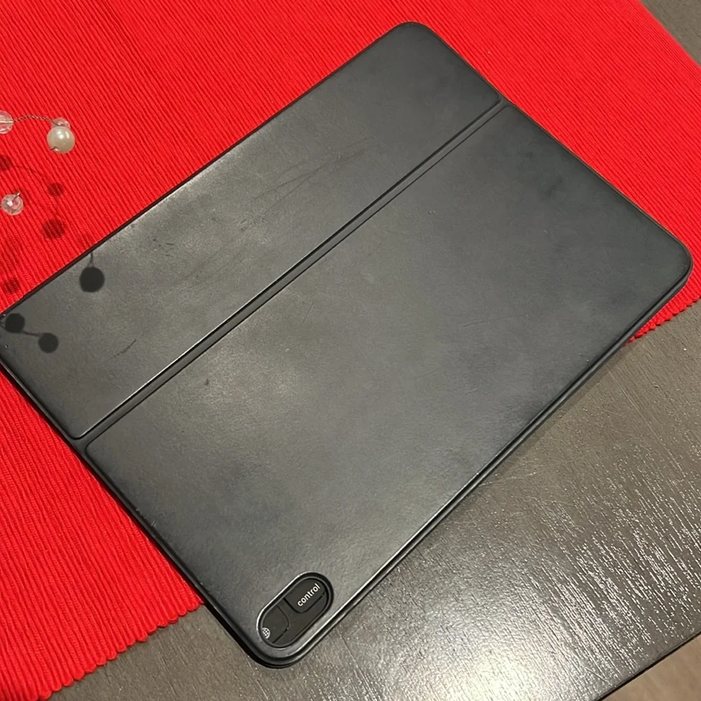 iPad 13” Keyboard Case Cover